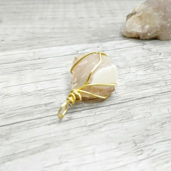 Raw Agate Crystal Pendant Charm, Jewelry Making Craft Supplies - Picture 3 of 3